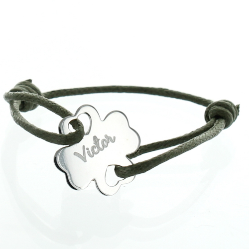 Bracelet trèfle en argent gravé