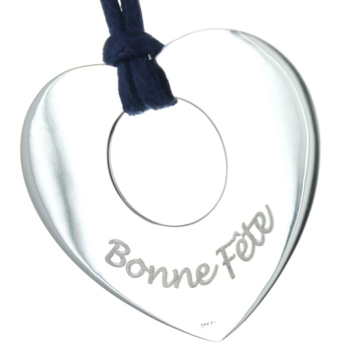 Pendentif petit coeur ajouré gravé