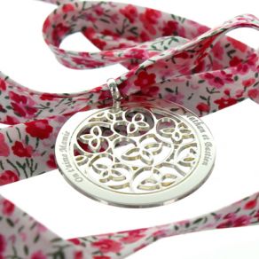 Pendentif fleurs des champs gravé Pendentif fleurs des champs gravé