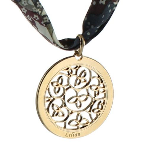 Pendentif fleurs des champs gravé